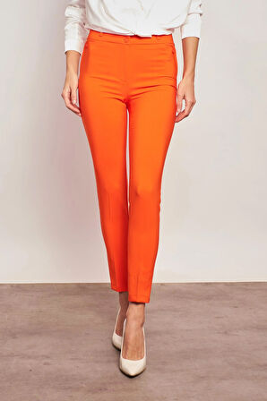 Kalın Kemerli Süs Cepli Bilek Boy Likralı Kumaş Pantolon-Oranj 