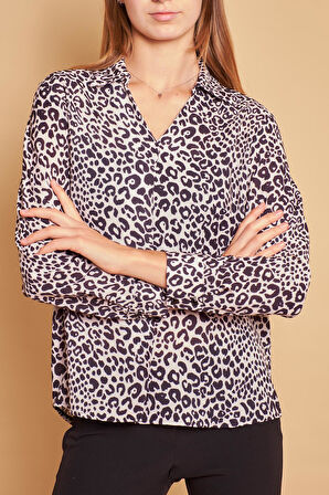 Desenli Yakalı Önü Pileli Aksesuarlı Uzun Kol Likrasız Şık Kumaş Rahat Kesim Bluz-Bej Leopar