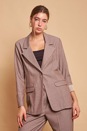 Ekoseli Yakalı Kolu Katlamalı Cep Kapaklı Boyfriend Hafif Likralı Kumaş Blazer Ceket-Bej 