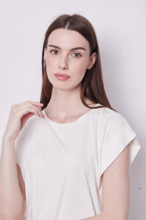 Şık Likralı Span Kumaş Kolsuz Geniş Sıfır Yaka Düşük Omuzlu Basic Tshirt Bluz-Krem
