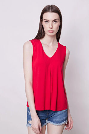 Likralı Viscon V Yaka Kolsuz Önü Pileli Rahat Kesim Bluz-Kırmızı
