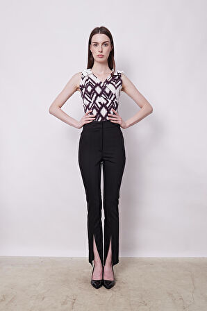 Yüksek Bel Cep Görüntülü Önden Paçası Yırtmaçlı Pantolon -Siyah 