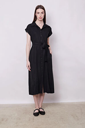 %100  Iyocell Akıcı Şık Kumaş Yakalı Düşük Omuzlu Duble Kollu Bağcıklı Midi Boy Diz Altı Elbise-Siyah 