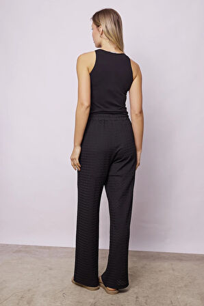 Kadın Delikli Hafif Likralı Kumaş Dantel Yüksek Bel Beli Lastikli Bol Paça Rahat Kesim Palazzo Pantolon-Siyah