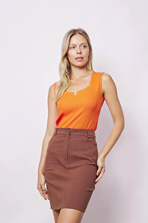 Kadın Cep Detaylı Diz Üstü Hafif Likralı Pamuklu Kumaş Kalem Etek-Kahve