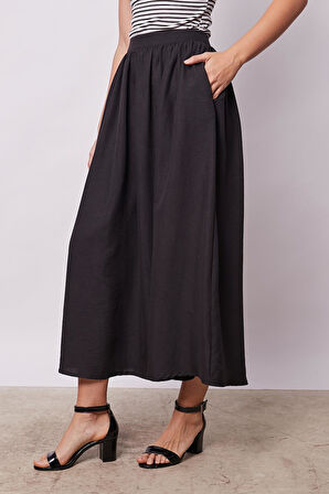 Kadın Baharlık Kumaş Maxi Boy Cepli Fermuar Detaylı Bİlek Boy Uzun Etek-Siyah
