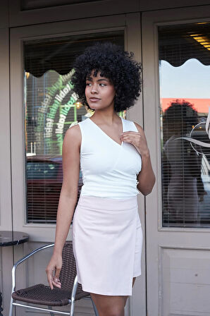 Kadın Pamuklu Hafif Likralı Kalın Kumaş Yüksek Bel Ara Boy Şort Etek-Pudra