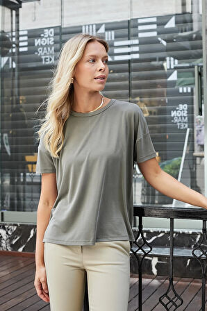 Kadın Modal Penye Geniş Sıfır Yaka Düşük Omuzlu Yanları Yırtmaçlı Bluz-Haki 