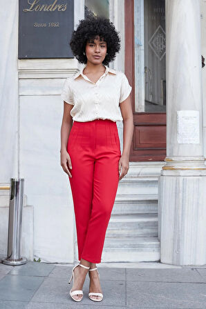 Kadın Yakalı Düşük Omuzlu Kısa Kol Saten Likrasız Şık Kumaş Gömlek-Bej