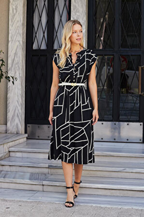 Kadın Yumuşak Dokulu İpeksi Modal Kumaş Hakim Yaka Beli Lastikli Önü Düğmeli Diz Altı Elbise-Siyah Desen