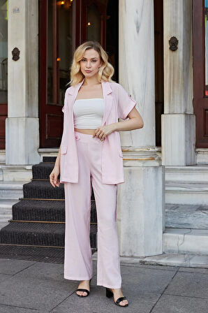 Kadın İpeksi Modal Kumaş Yakalı Düşük Omuzlu Apoletli Beli Kemerli Kısa Kol Düğmeli Ceket-Pembe 