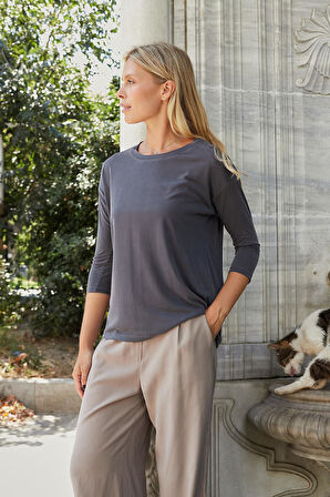Kadın Kaliteli Modal Esnek Kumaş Geniş Sıfır Yaka Kapri Truvakar Kol Hafif Salaş Bluz-Antrasit