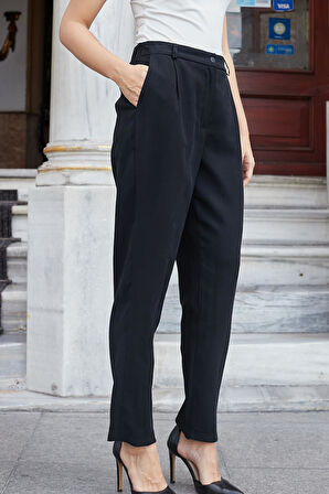 Kadın İpeksi Modal Kumaş Yüksek Bel Yan Cepli Boru Paça Rahat Kesim Şık Ofis Pantolon-Siyah