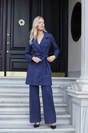 Kadın Hafif Likralı Süet Kumaş Anvelop Kruvaze Cepli Uzun Kol Diz Boy Trençkot-Lacivert 