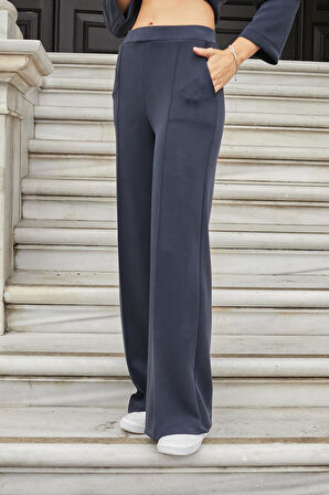 Kadın İpeksi Esnek Kalın Modal Kumaş Yüksek Bel Önden Dikişli Cepli Bol Paça Palazzo Pantolon-Lacivert
