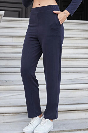 Kadın Esnek Modal Kumaş Yüksek Bel Cepli Bacak Kısmı Rahat Kesim Dar Paça Pantolon-Lacivert 