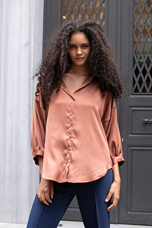 Kadın Yakalı Düşük Omuzlu Salaş Gömlek-Kahve 