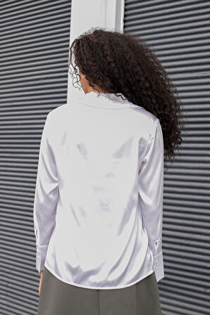 Kadın İpeksi Dokulu Yakalı Uzun Kol Gömlek -Krem 