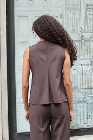 Kadın  Flato Cepli Düğmeli Hafif Esnek Kumaş Yelek-Kahve 