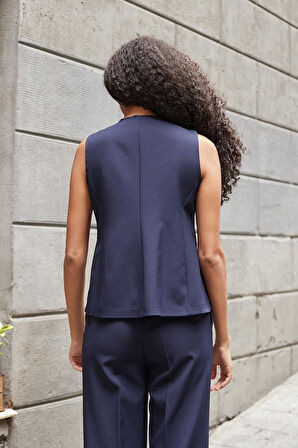 Kadın  Flato Cepli Düğmeli Hafif Esnek Kumaş Yelek-Lacivert 