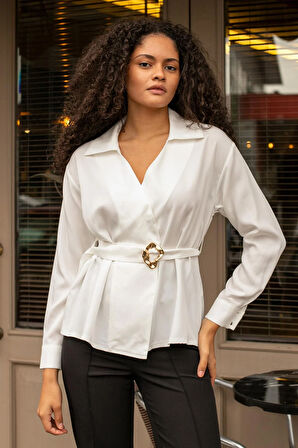 Kadın İpeksi Dokulu Likrasız Modal Kumaş Yakalı Anvelop Kemerli Şık Bluz-Krem