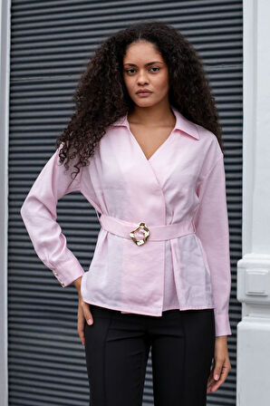 Kadın İpeksi Dokulu Likrasız Modal Kumaş Yakalı Anvelop Kemerli Şık Bluz-Pembe