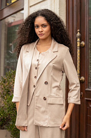 Kadın Süet Dokulu Kumaş Yakalı Capri Kol Cep Kapaklı Blazer Ceket-Bej 