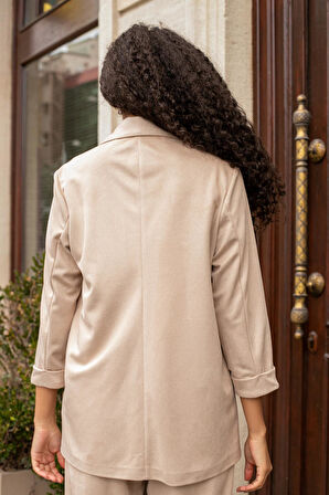 Kadın Süet Dokulu Kumaş Yakalı Capri Kol Cep Kapaklı Blazer Ceket-Bej 