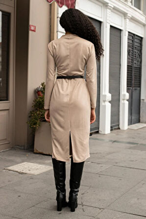 Kadın Süet Dokulu Hafif Esnek Kumaş V Yaka Uzun Kol Yırtmaçlı Deri Kemerli Diz Altı Uzun Elbise-Bej 