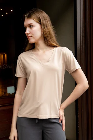 Kadın V Yaka Kısa Kol Likralı Span Kumaş Şık T-shirt Bluz-Bej