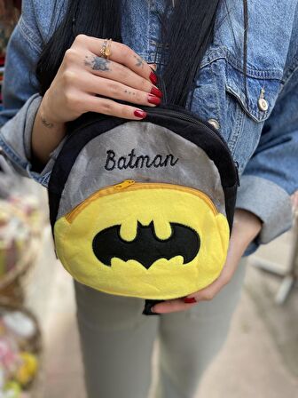 Batman Figürlü Peluş Sırt Çantası 22 Cm