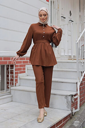 Taş Düğme Detaylı Takım Kahverengi