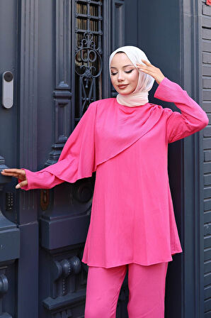 Pelerin Detaylı Takım Fuşya