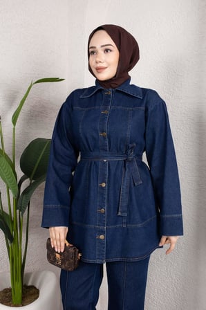 Kuşaklı Düğmeli Denim Takım – Rahat Kesim İkili Kombin Koyu Mavi