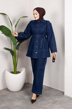 Kuşaklı Düğmeli Denim Takım – Rahat Kesim İkili Kombin Koyu Mavi