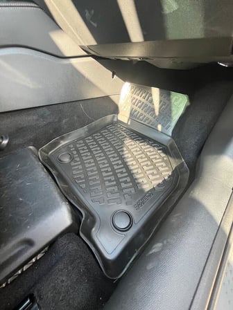 Cupra Leon 2023 Sonrası Havuzlu Paspas Otomatik Vites