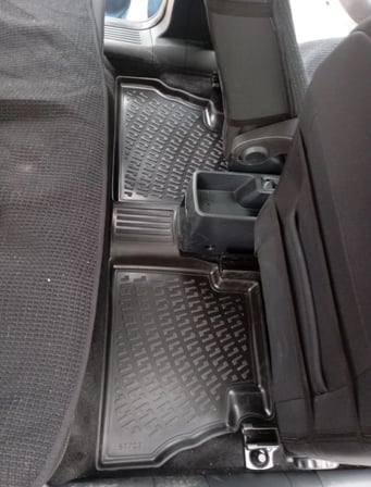 Ford Tourneo Courier 2024 Sonrası Havuzlu Paspas