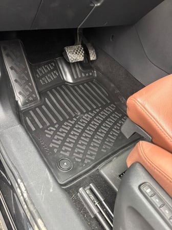 Skoda Kodiaq 2024 Sonrası Havuzlu Paspas