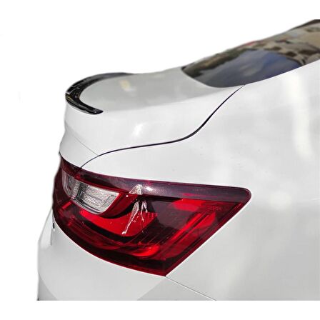 Renault Megane 4 Pianoblack Universal Spoiler