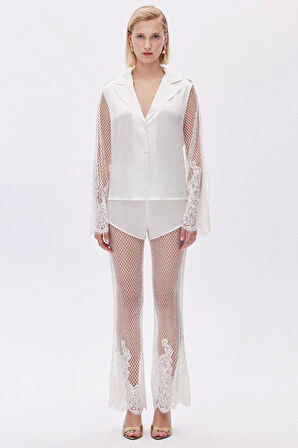 Calla Lily Ekru Dantel Detaylı Uzun Saten Pijama Takımı