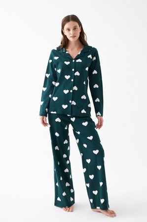 Akbeniz Kadın Zümrüt Yeşili Kalp Desenli Düğmeli Pamuklu Pijama Takımı