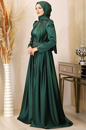 Karaca Önü Drapeli Aplikli Tesettür Abiye Zümrüt