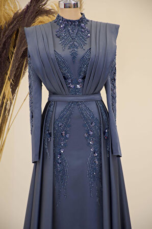 Önü Drapeli Kuyruklu Boncuk İşlemeli Miranda Tesettür Abiye Antrasit