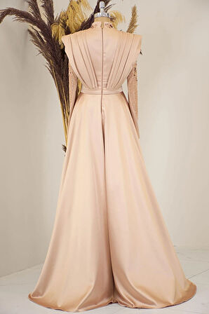 Önü Drapeli Kuyruklu Boncuk İşlemeli Miranda Tesettür Abiye Gold