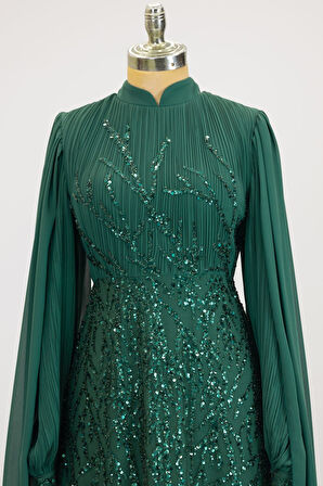 Kolları Pelerinli Ezgi Tesettür Abiye Zümrüt