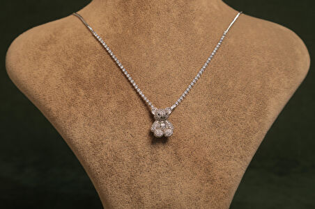 Gümüş Renkli Parlak Taşlı Ayıcıklı Çelik Kolye 