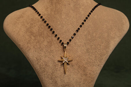 Parlak Taşlı Yıldız Çelik Kolye 