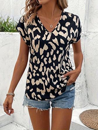 Kadın Kısa Kollu V Yakalı Desenli Süprem Bluz