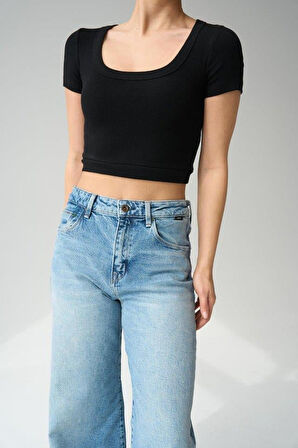 Geniş Yaka Bady - Siyah