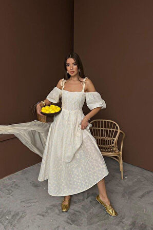 Bej Omuzu Bağcıklı Balon Kollu Brode Elbise